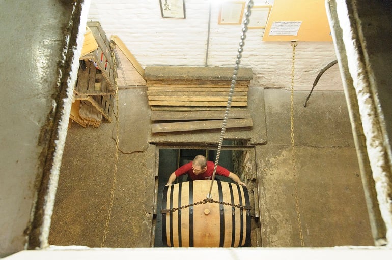 cantillon_barrel.jpg