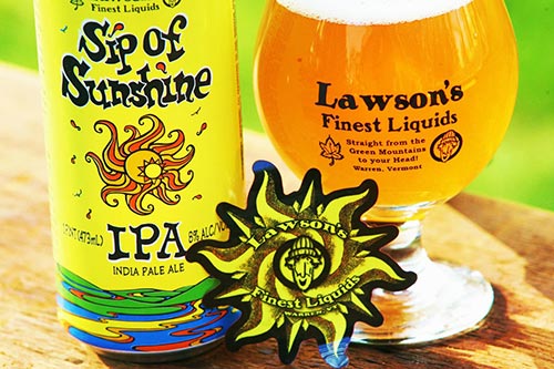 lawson's finest liquids sip of sunshine ipa can, glass and sticker