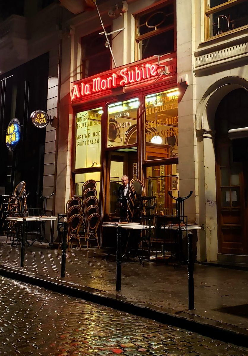 Café Mort Subite​ facade