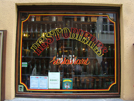 Restobieres​ window sign