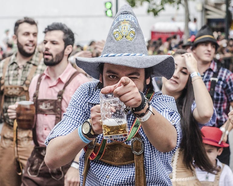 Celebrating Munich Oktoberfest: The Beer Enthusiast's Ultimate Guide